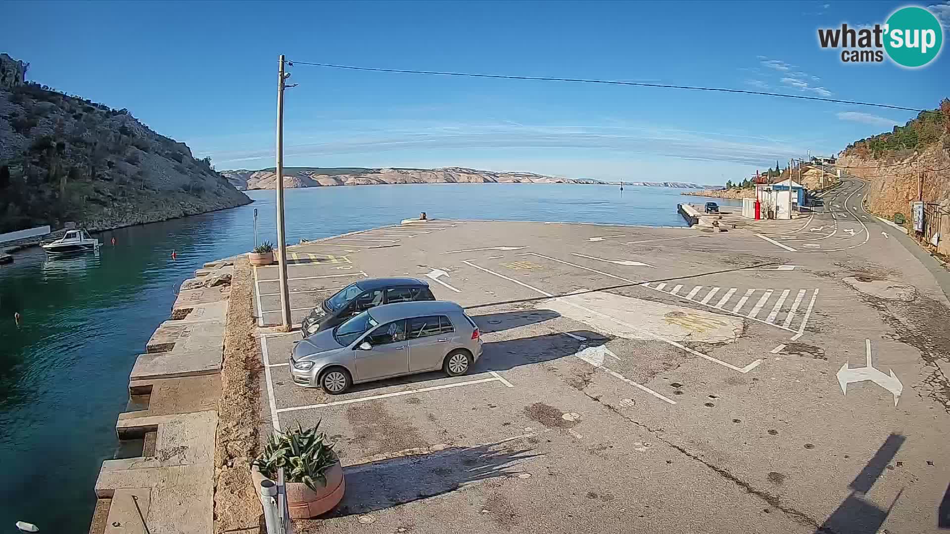 Webcam Prizna ferry port to Pag island