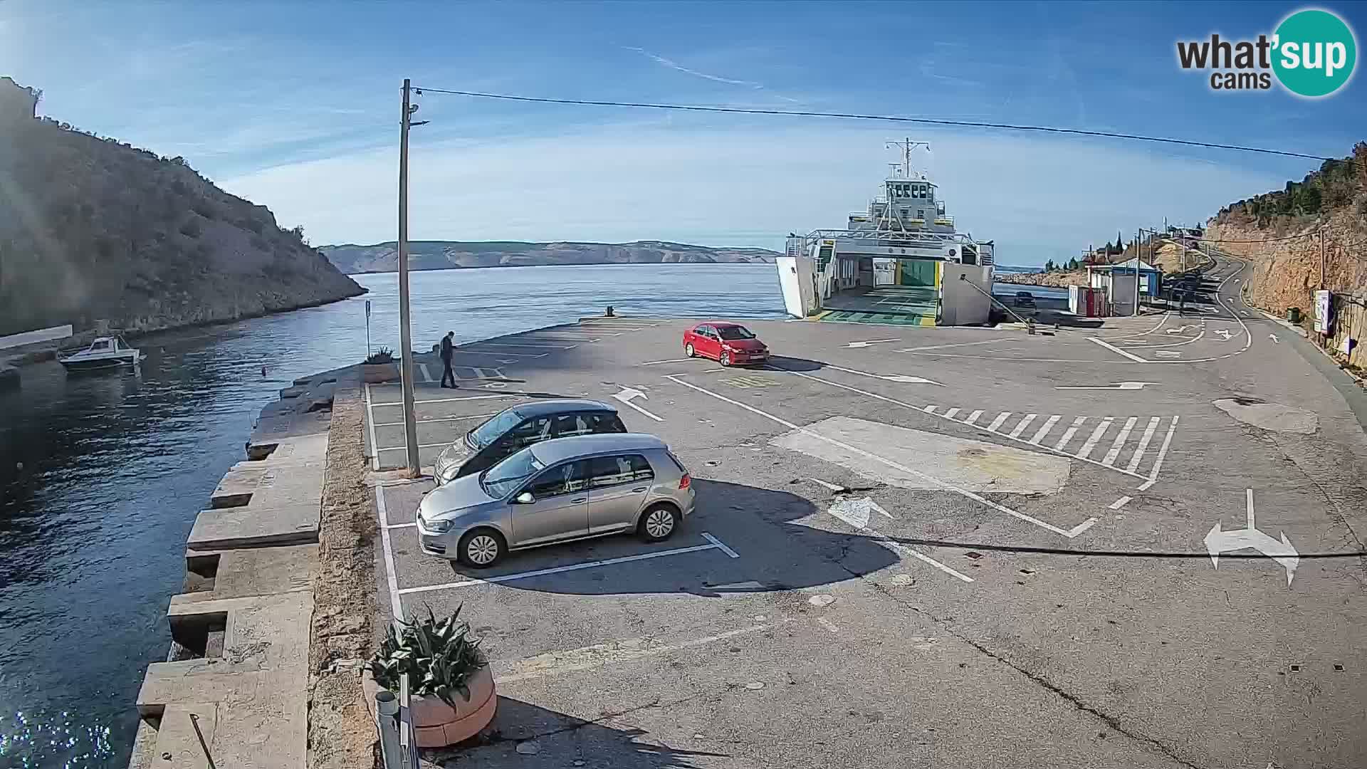 Web kamera trajektna luka Prizna – prema otoku Pag