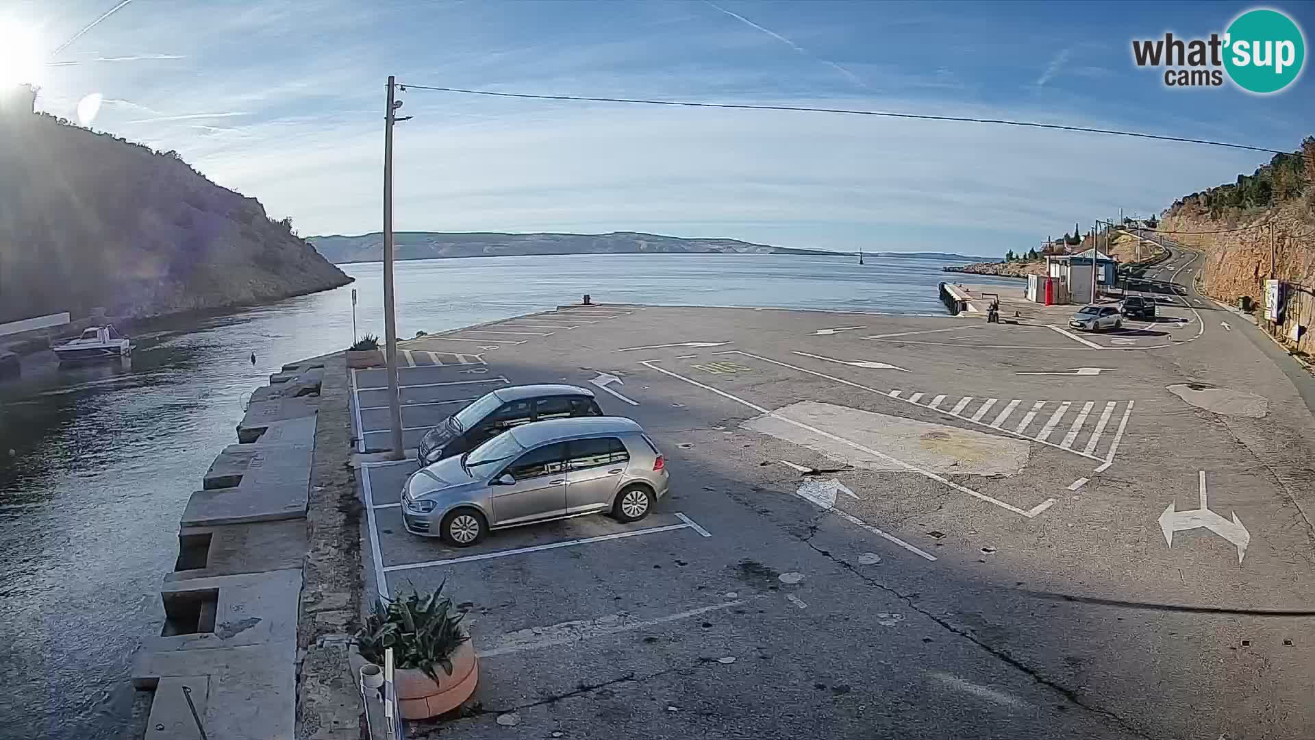 Webcam Prizna ferry port to Pag island