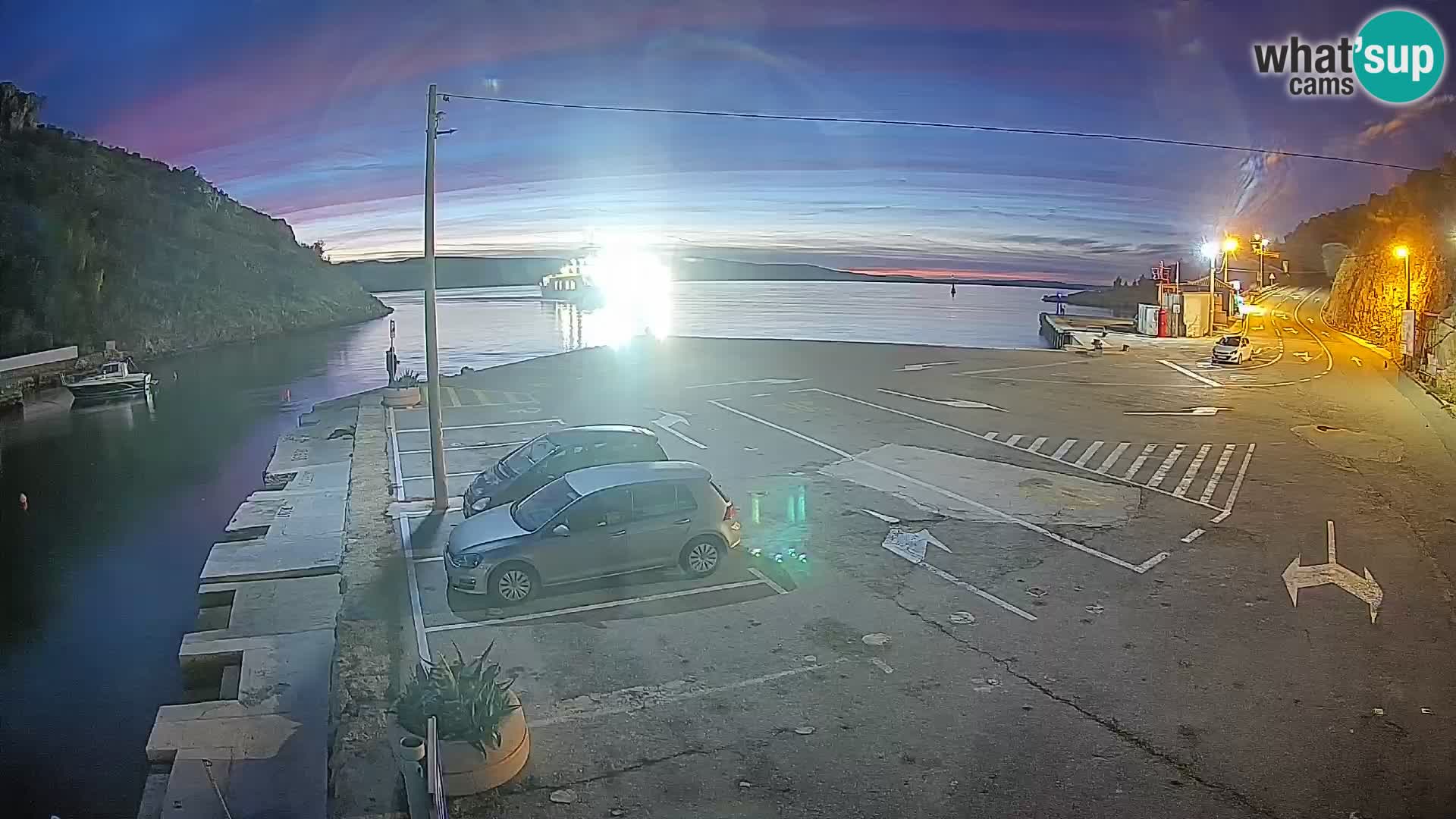 Webcam port de ferry de Prizna – vers l’île de Pag