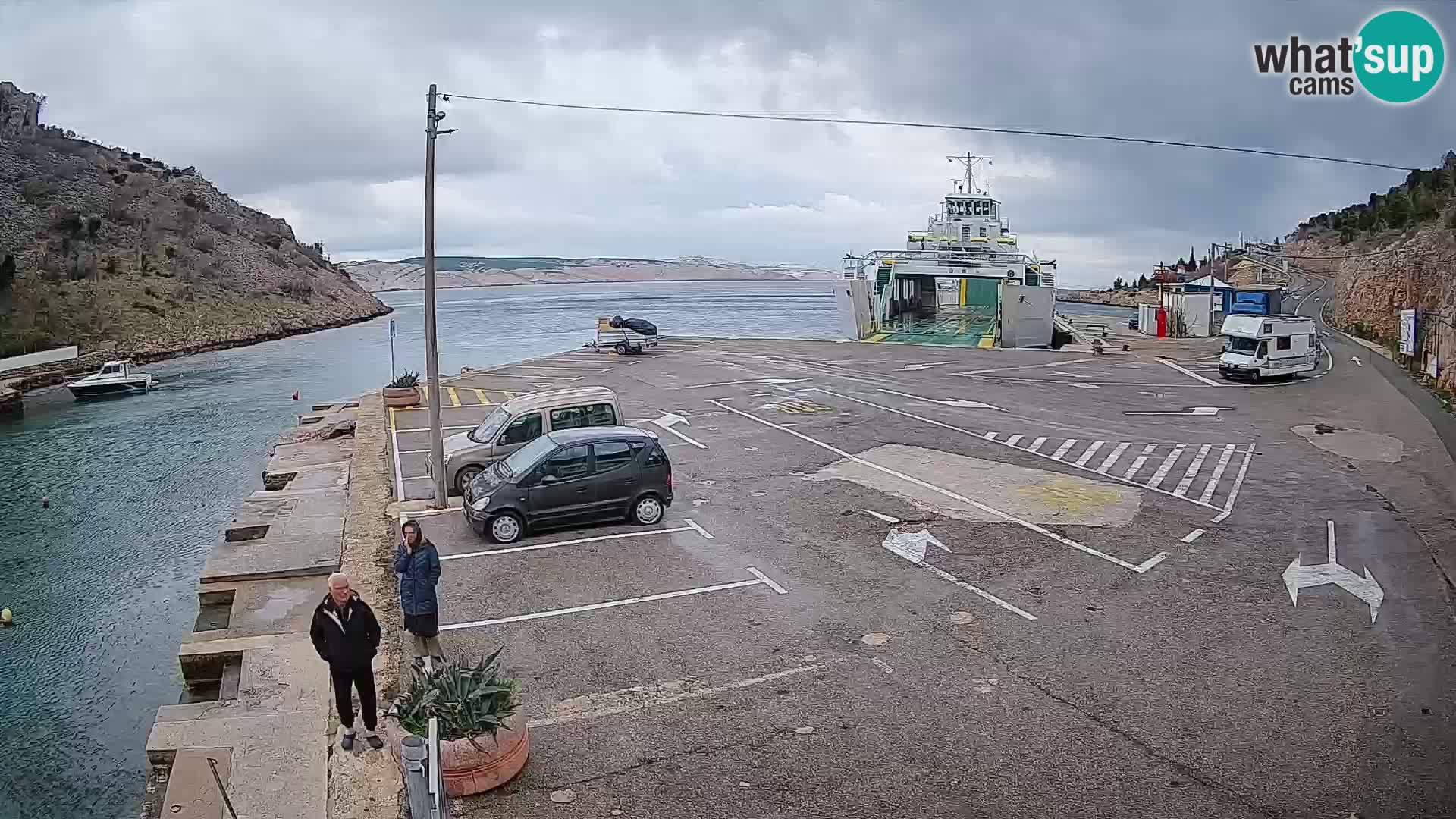 Webcam port de ferry de Prizna – vers l’île de Pag
