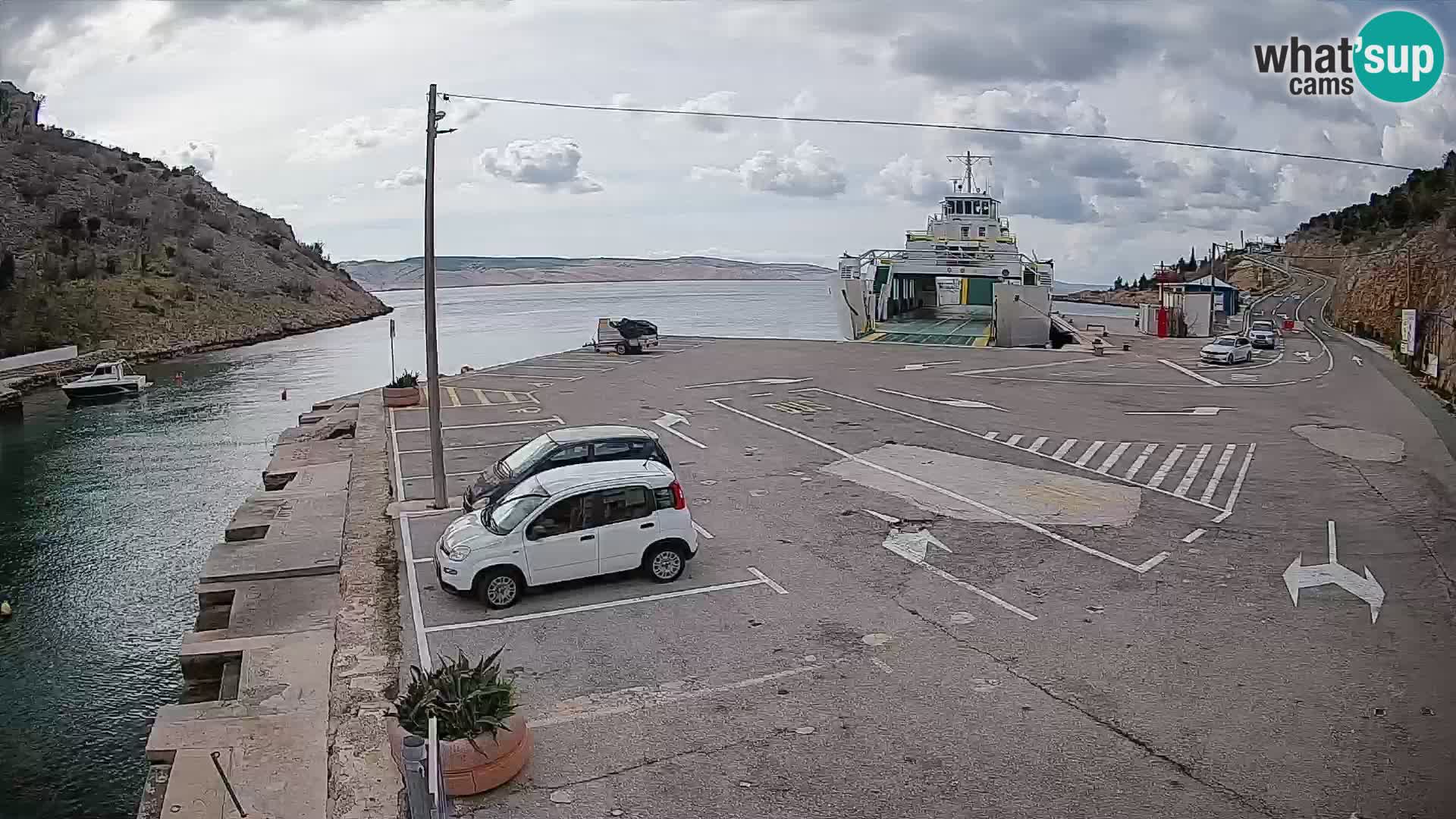 Webcam port de ferry de Prizna – vers l’île de Pag