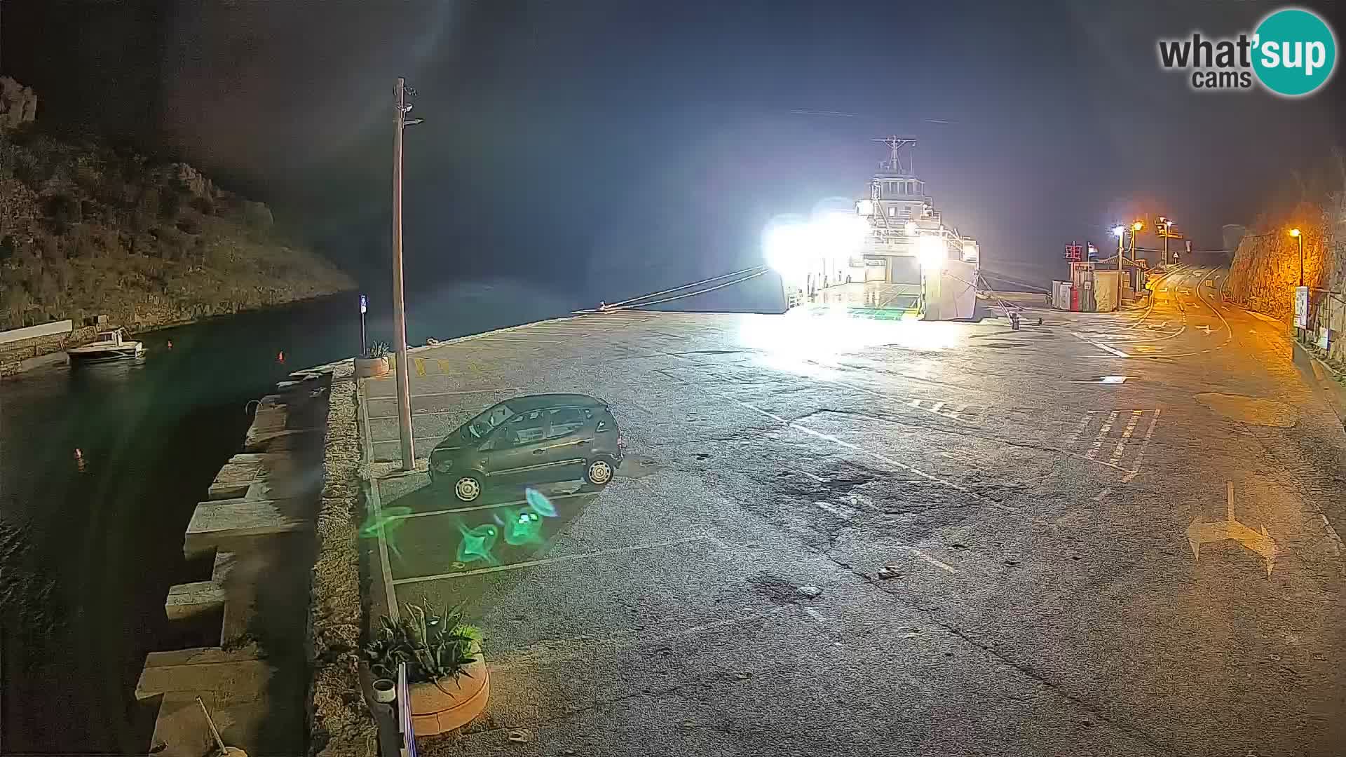 Webcam Prizna ferry port to Pag island