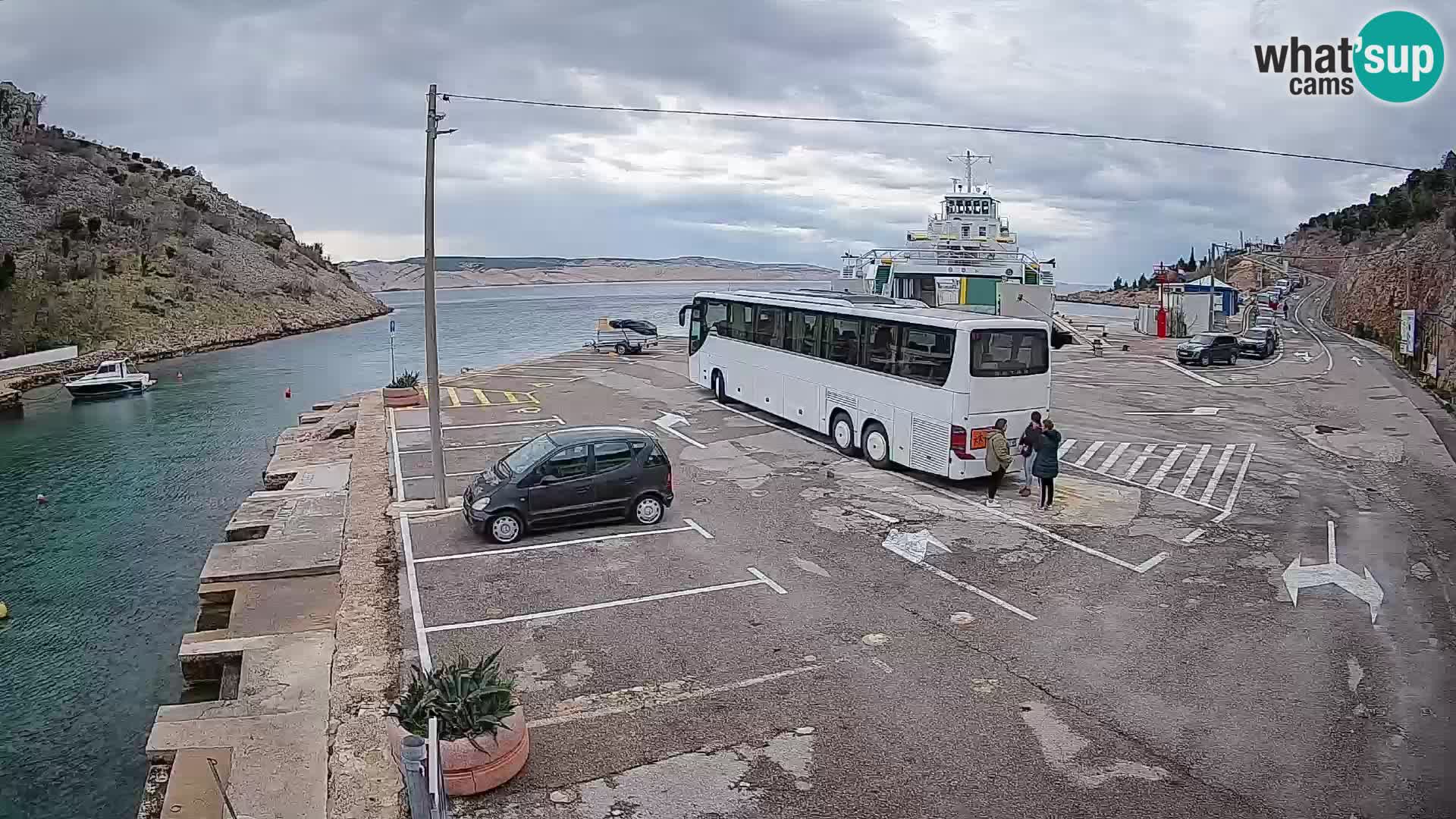 Webcam Prizna ferry port to Pag island