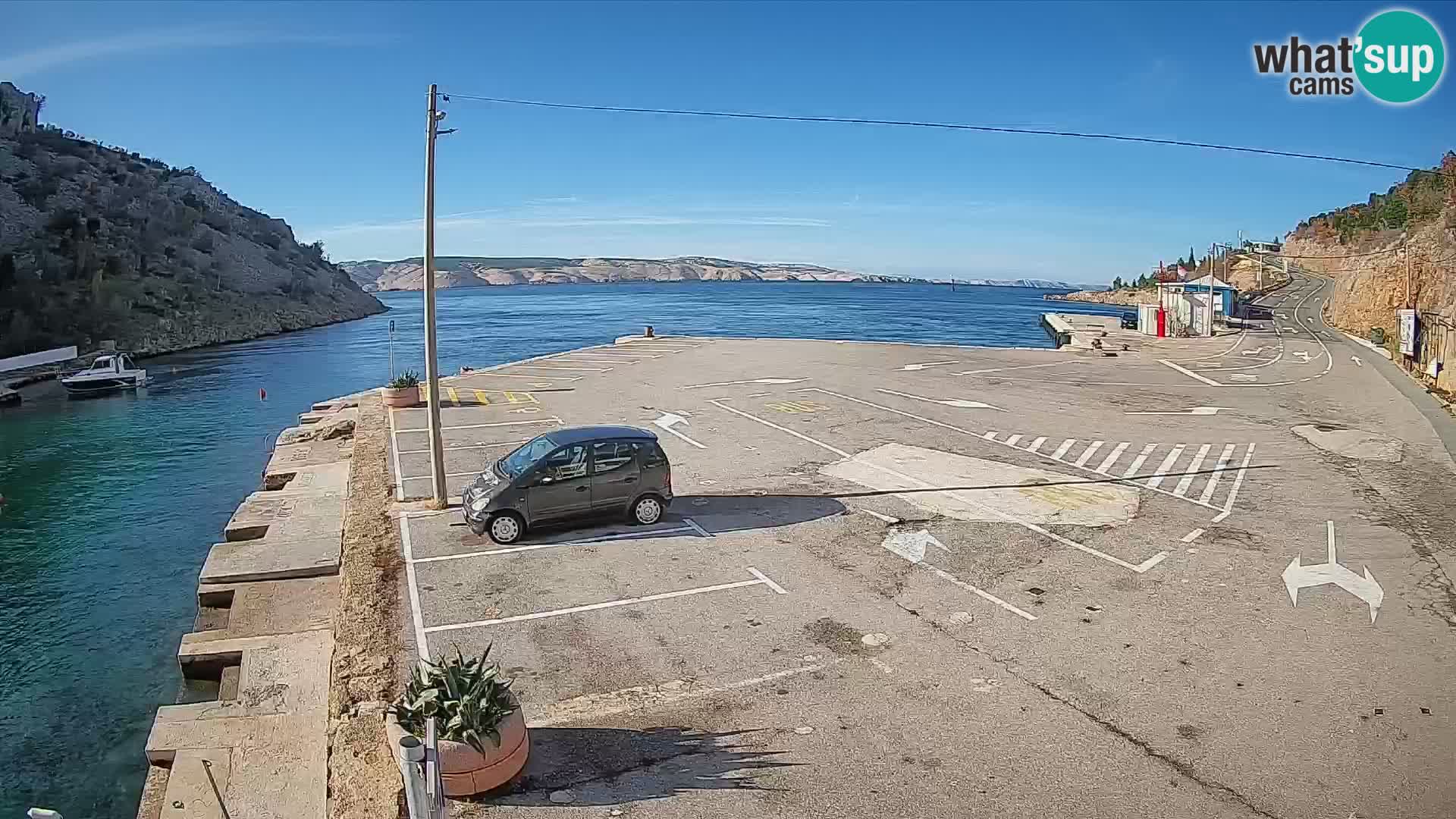 Webcam Prizna ferry port to Pag island