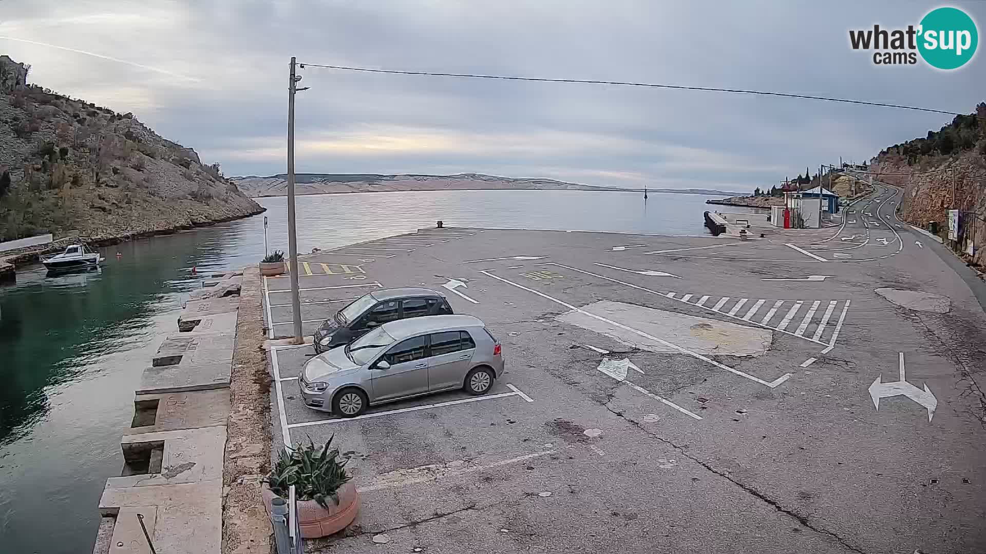 Webcam Prizna ferry port to Pag island