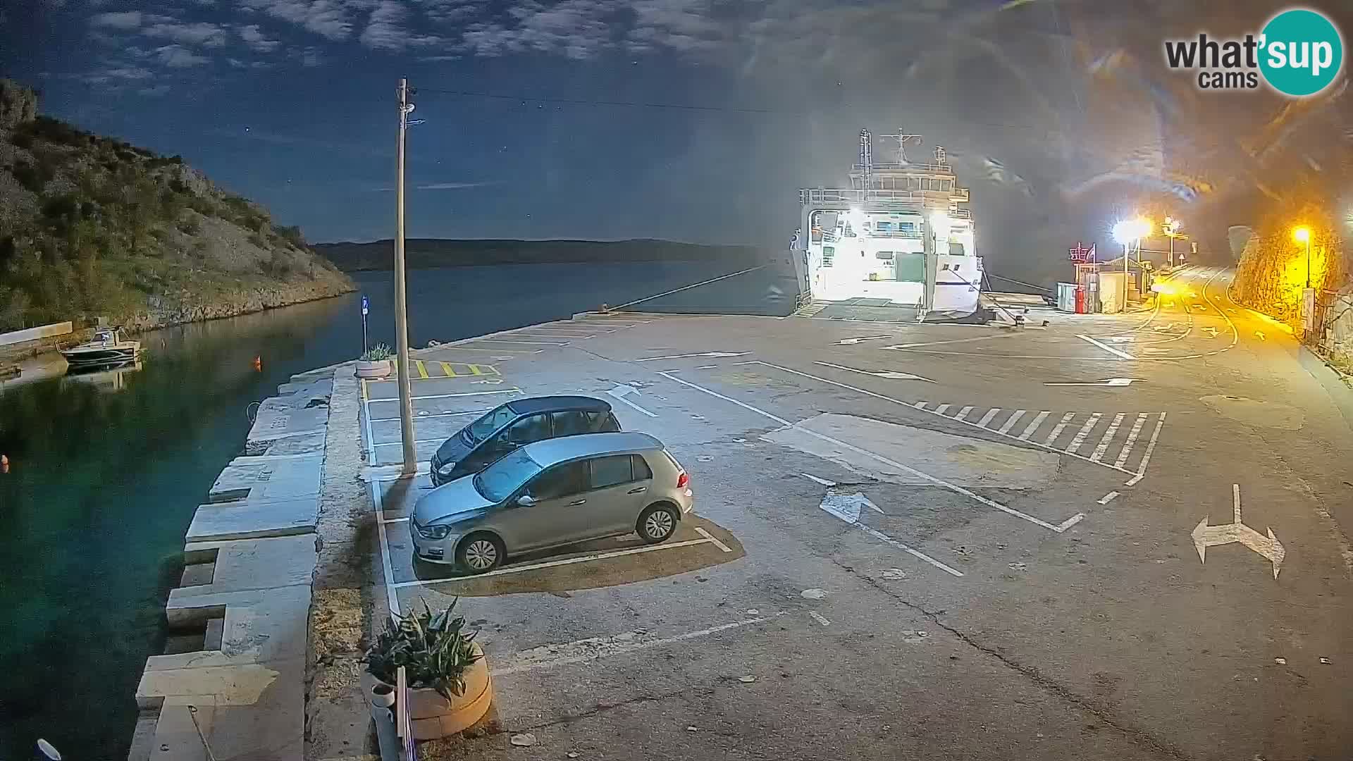 Webcam Prizna ferry port to Pag island
