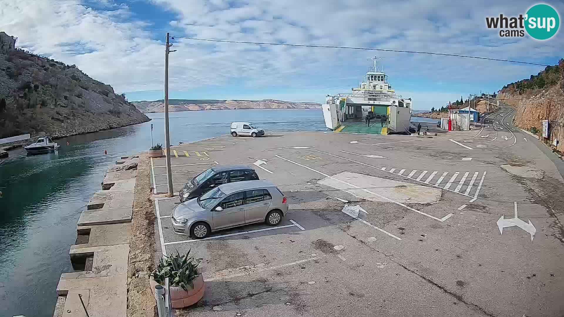 Webcam Prizna ferry port to Pag island