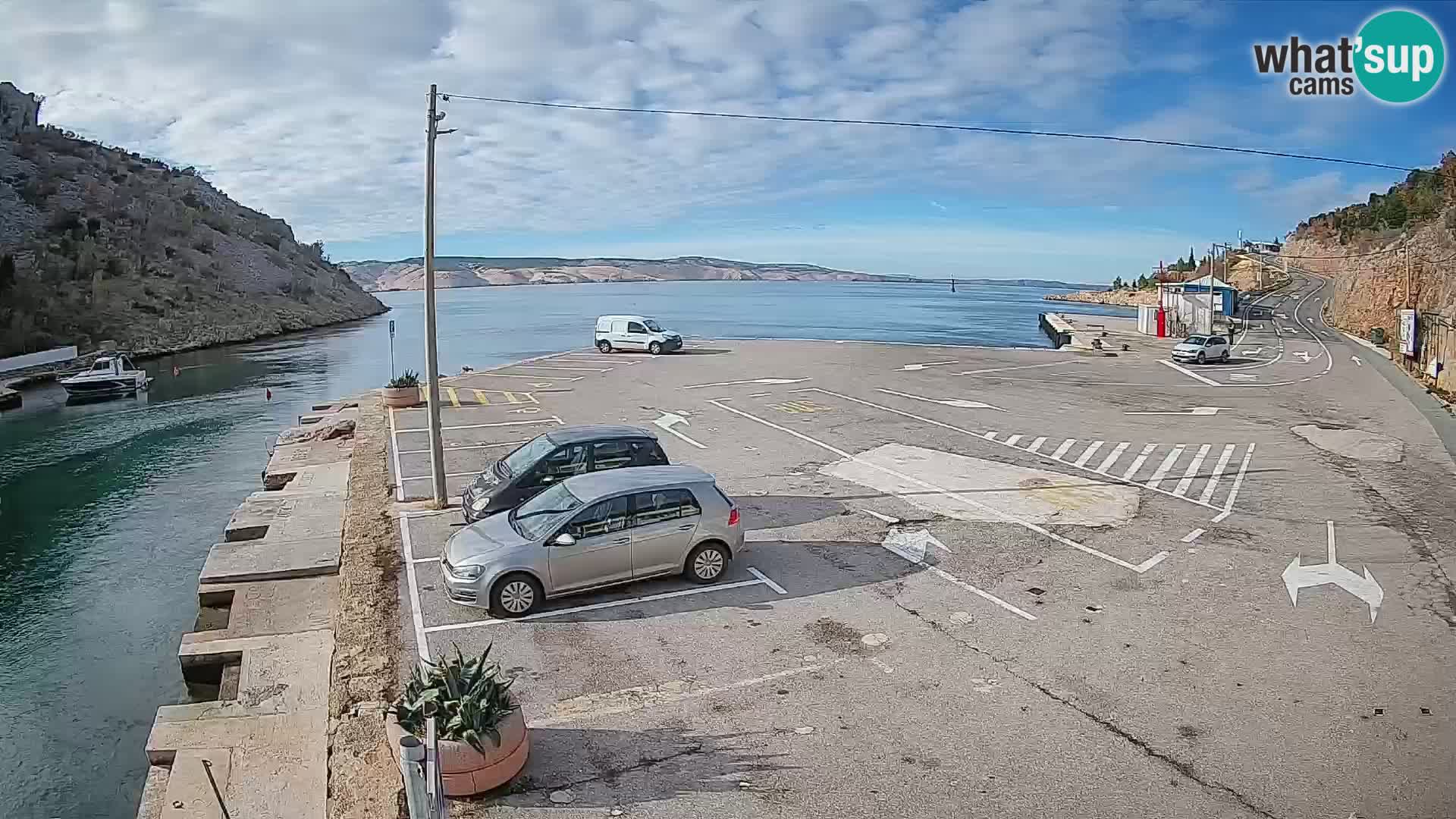 Webcam Prizna ferry port to Pag island