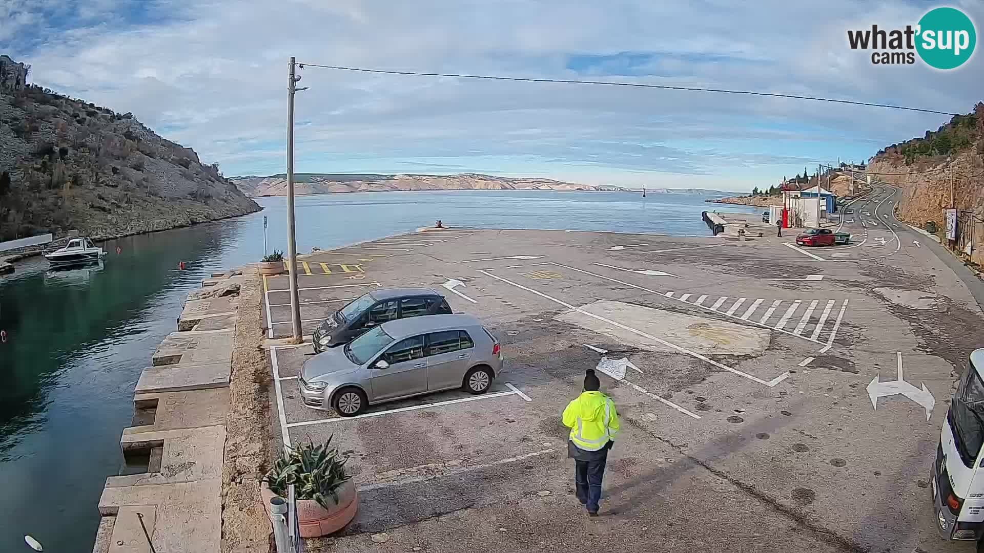 Webcam Prizna ferry port to Pag island