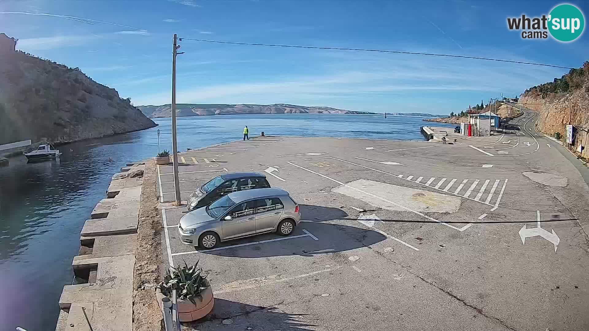 Webcam Prizna ferry port to Pag island