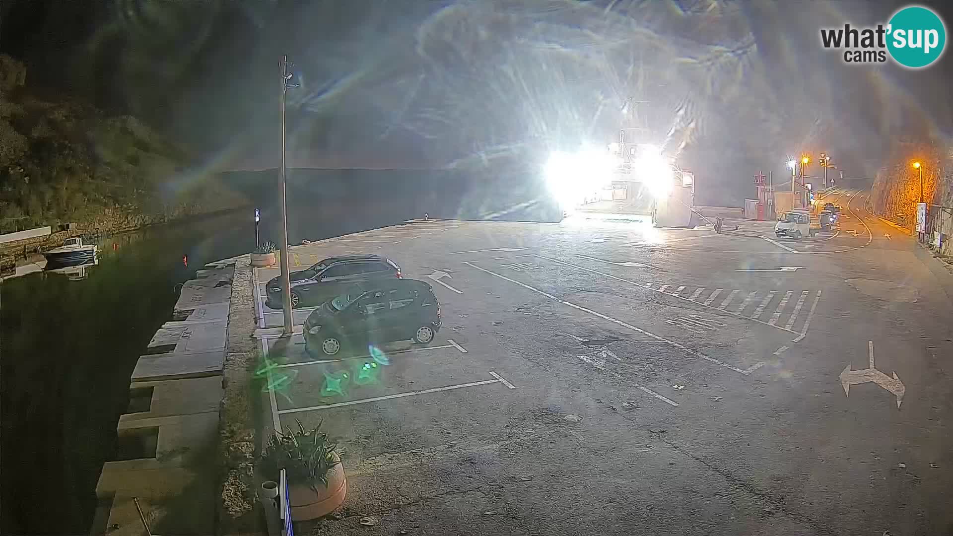 Webcam port de ferry de Prizna – vers l’île de Pag