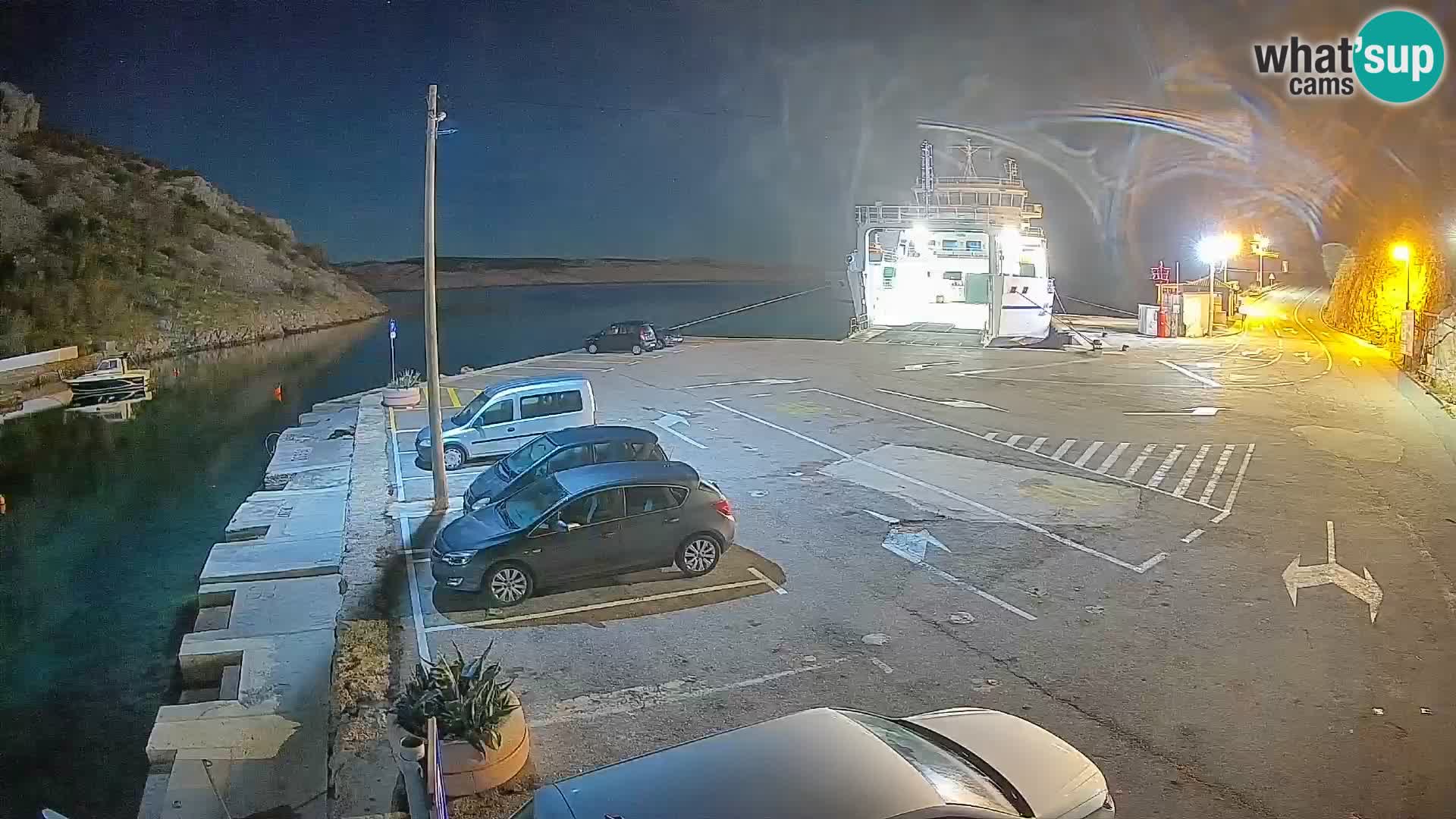 Webcam Prizna ferry port to Pag island