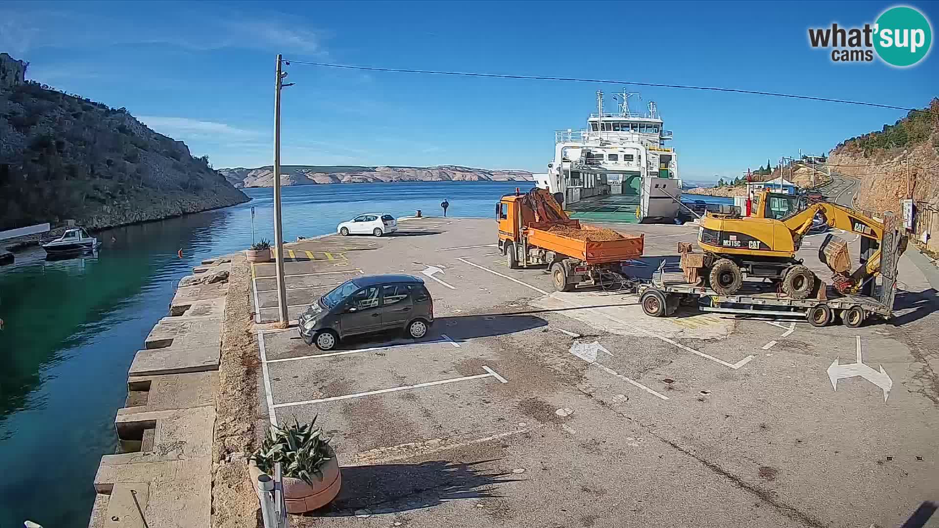Webcam port de ferry de Prizna – vers l’île de Pag