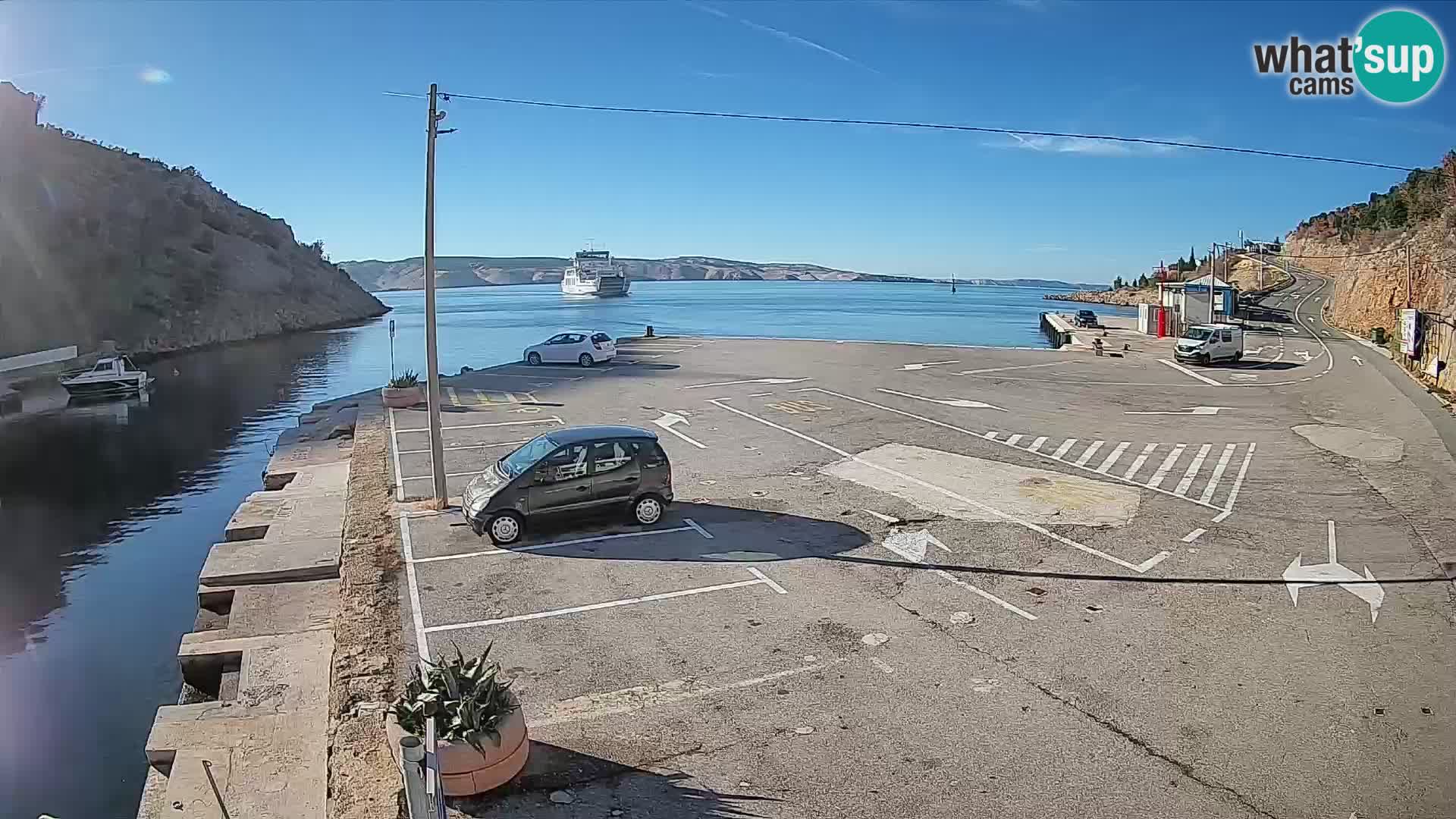 Webcam Prizna ferry port to Pag island