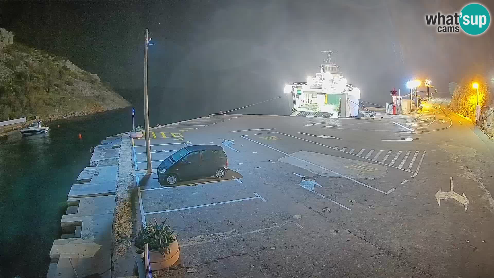 Webcam Prizna ferry port to Pag island