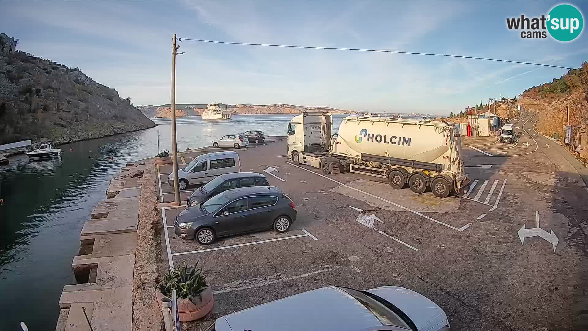 Webcam Fährhafen Prizna – zur Insel Pag