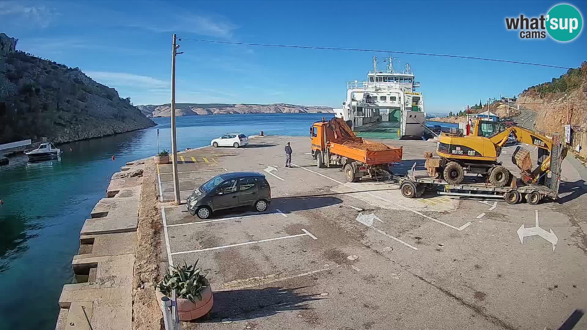 Webcam Prizna ferry port to Pag island