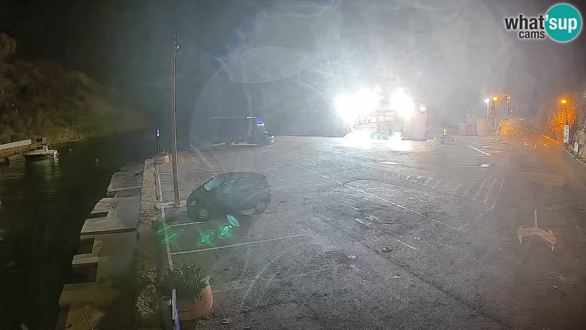 Webcam Prizna ferry port to Pag island