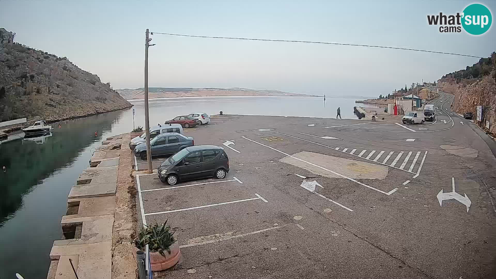Webcam Prizna ferry port to Pag island