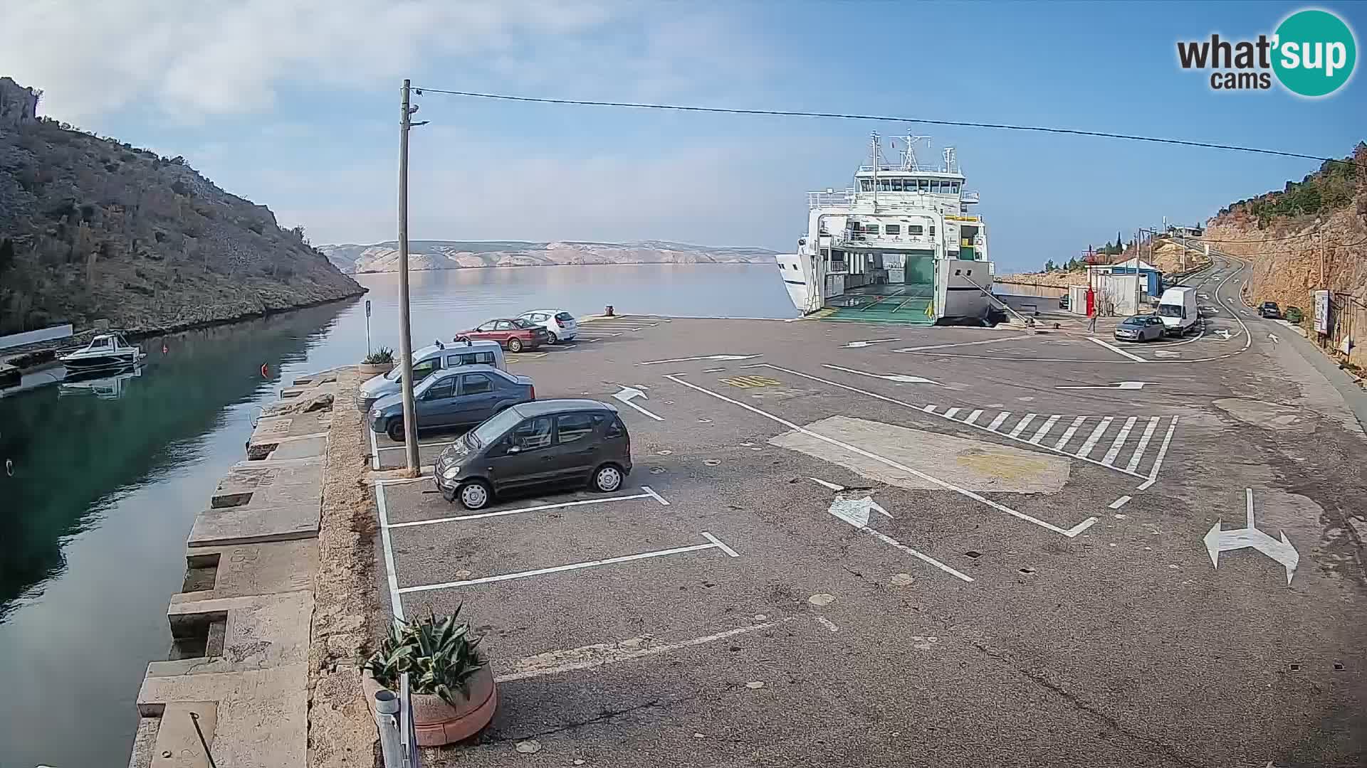 Webcam Prizna ferry port to Pag island