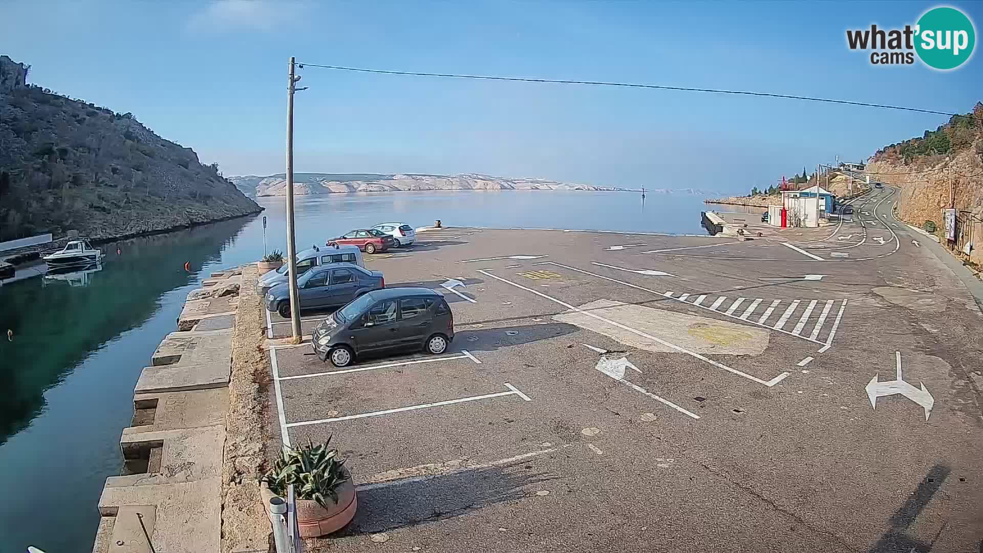 Web kamera trajektna luka Prizna – prema otoku Pag