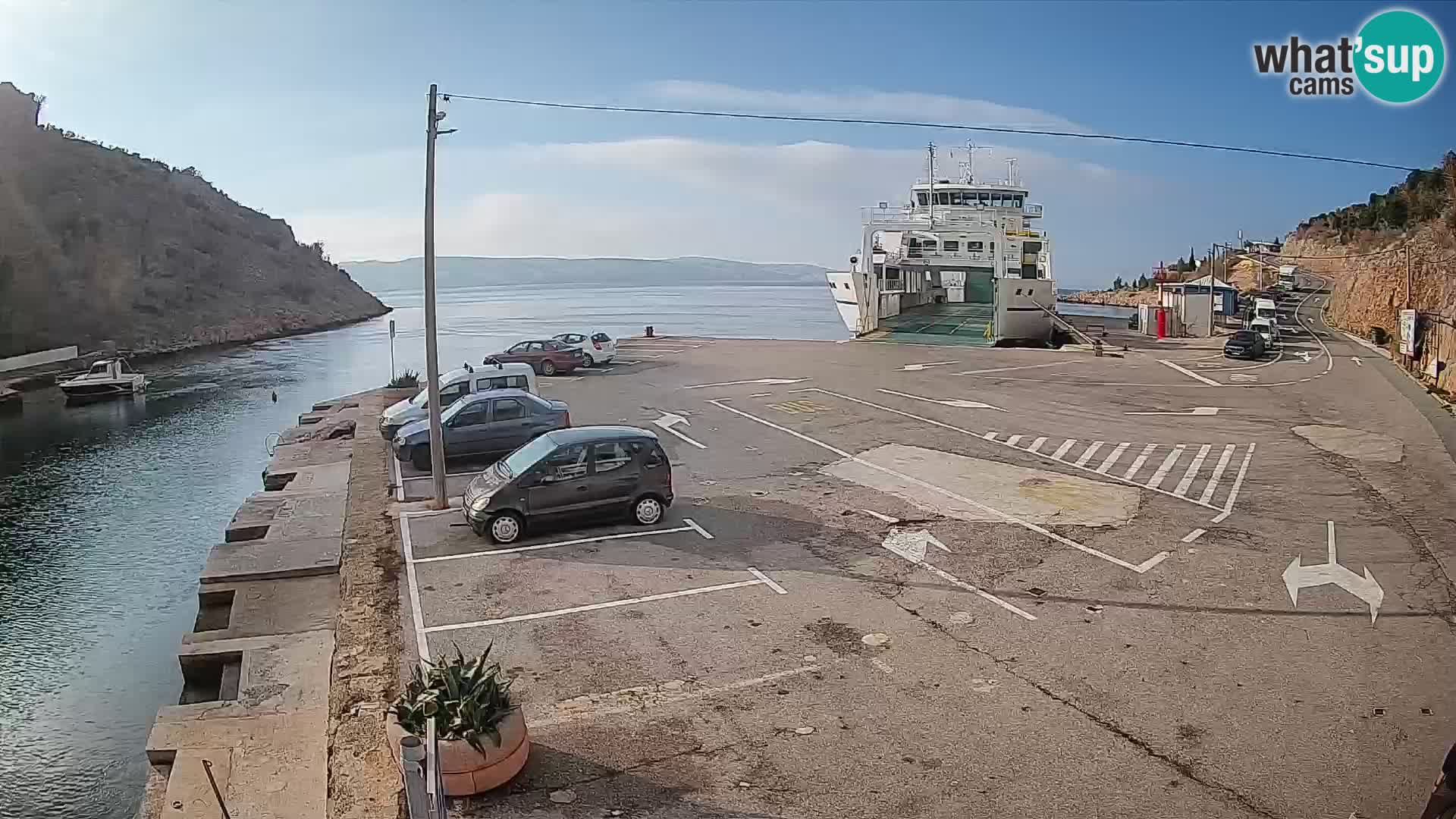 Webcam Prizna ferry port to Pag island