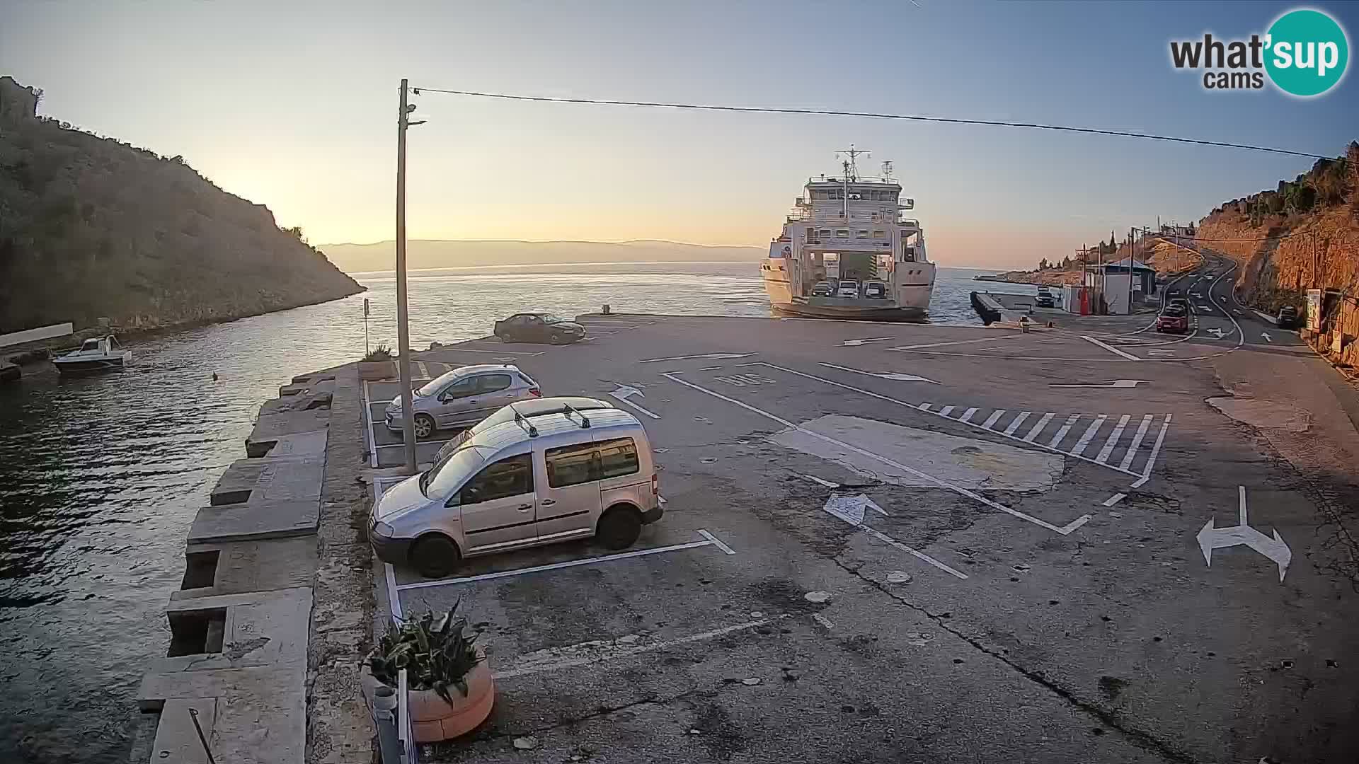 Webcam Fährhafen Prizna – zur Insel Pag