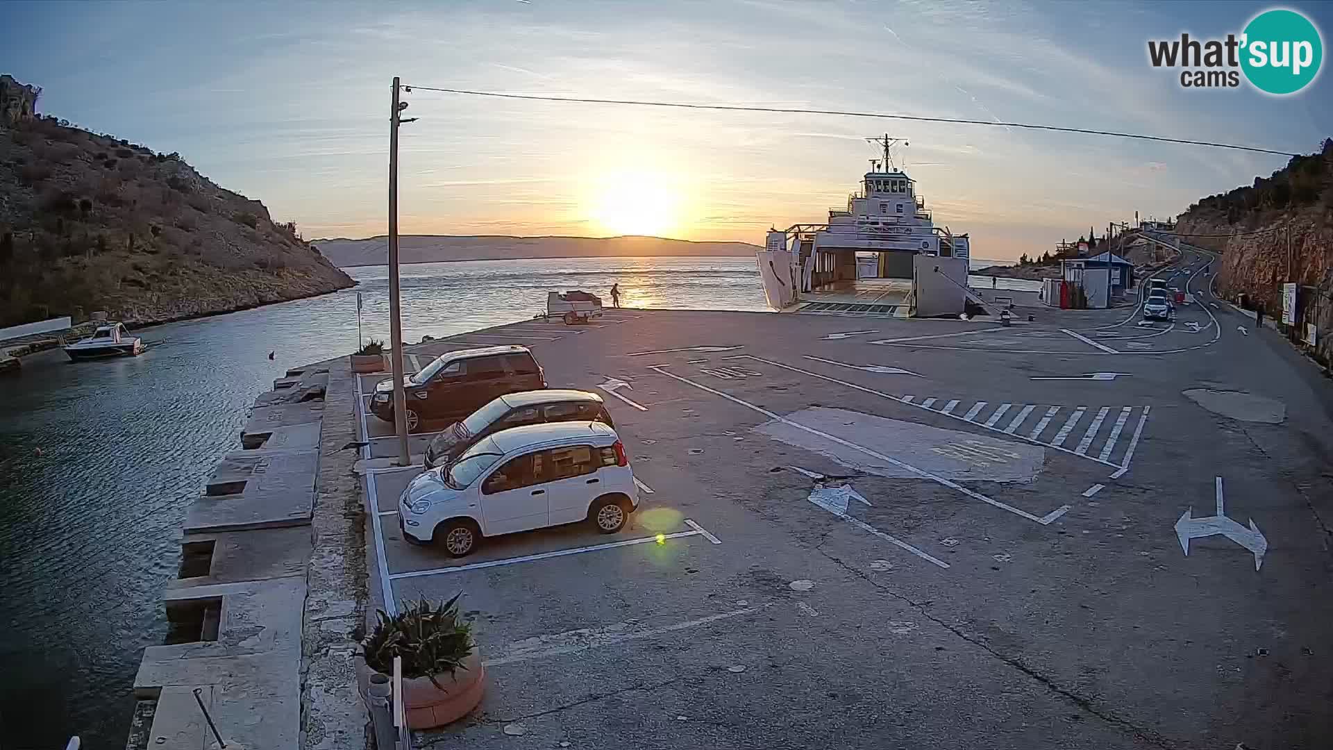 Webcam Fährhafen Prizna – zur Insel Pag