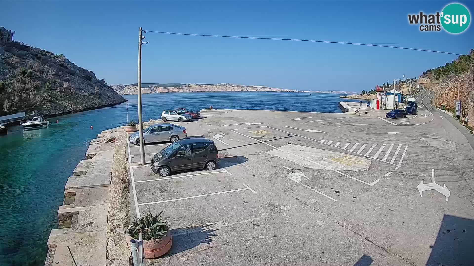 Webcam Prizna ferry port to Pag island