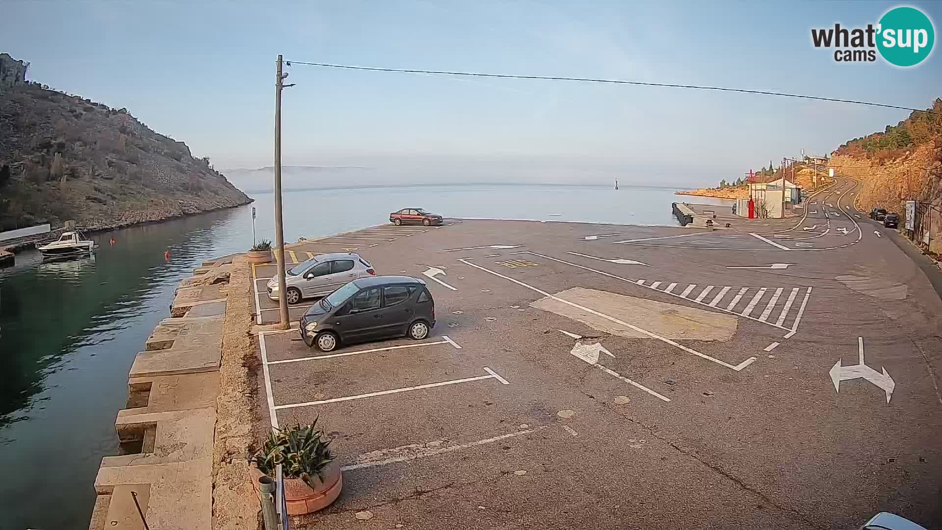Webcam Prizna ferry port to Pag island
