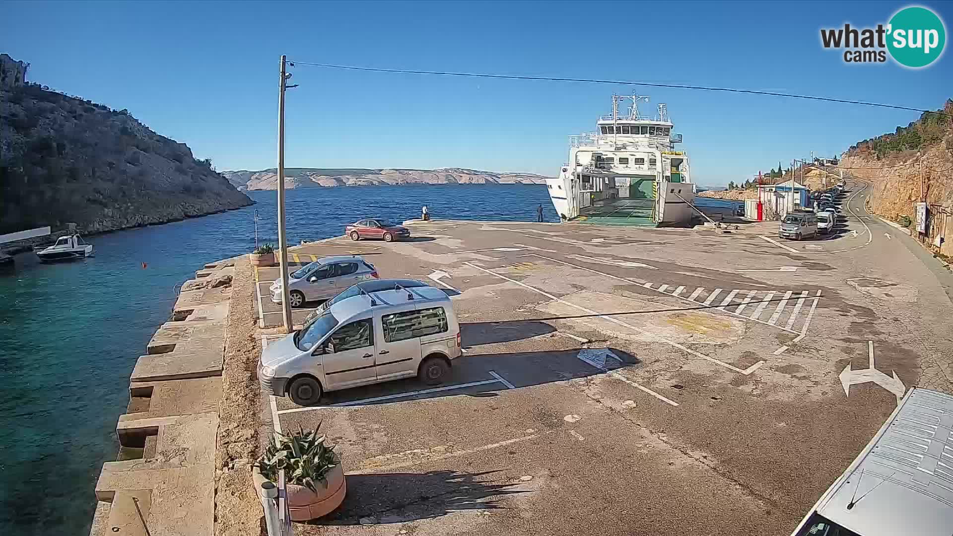 Webcam Prizna ferry port to Pag island