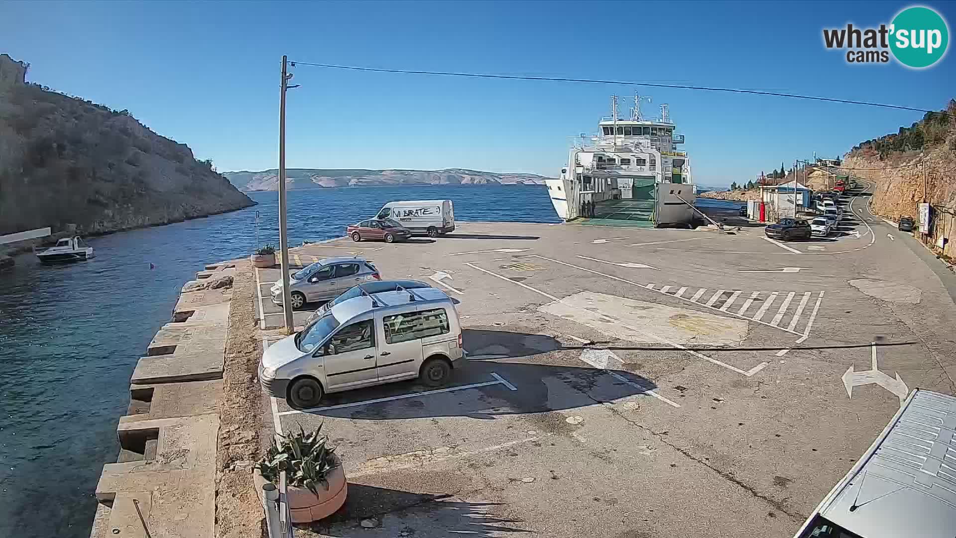 Webcam Prizna ferry port to Pag island