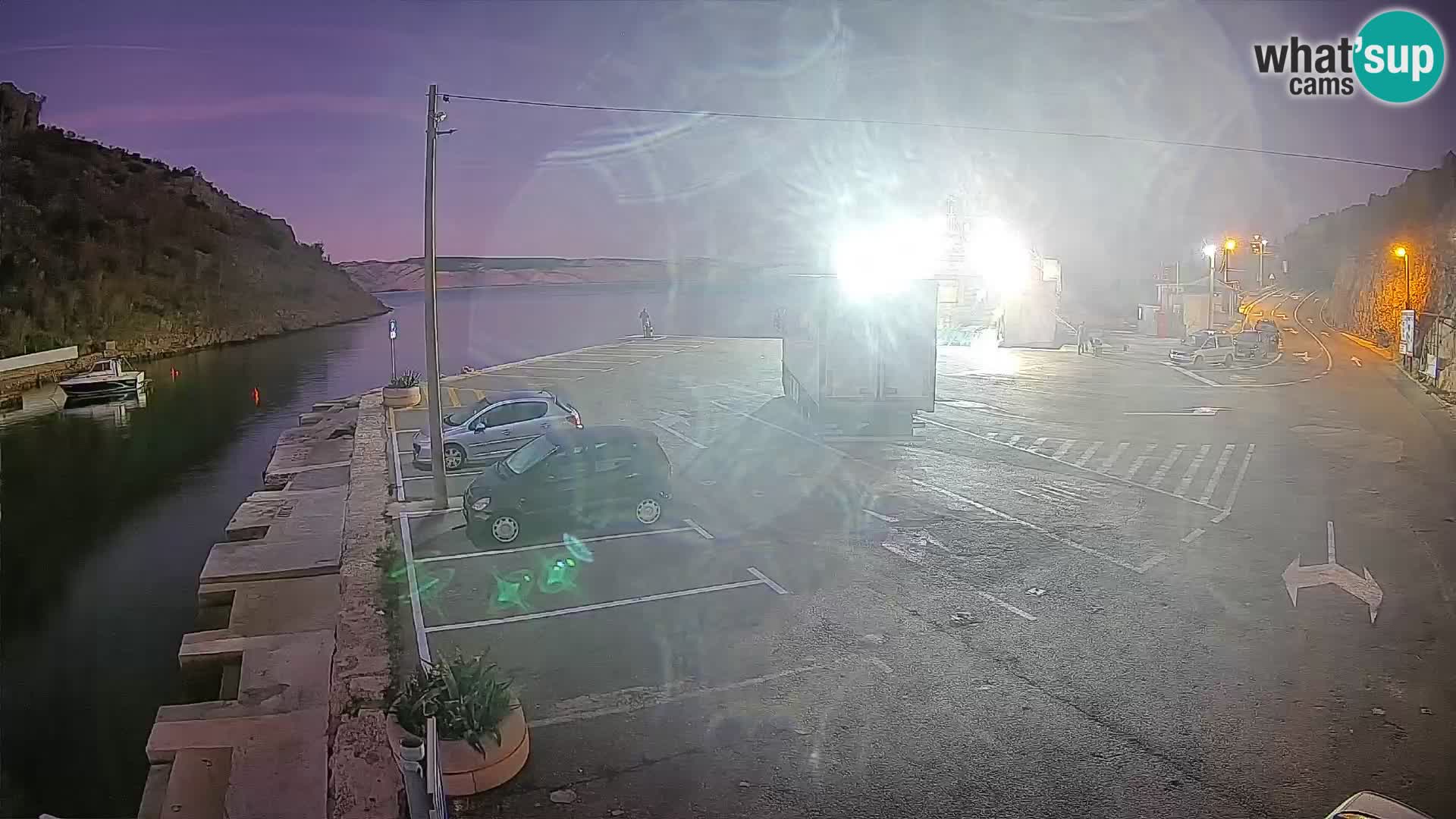 Webcam Fährhafen Prizna – zur Insel Pag