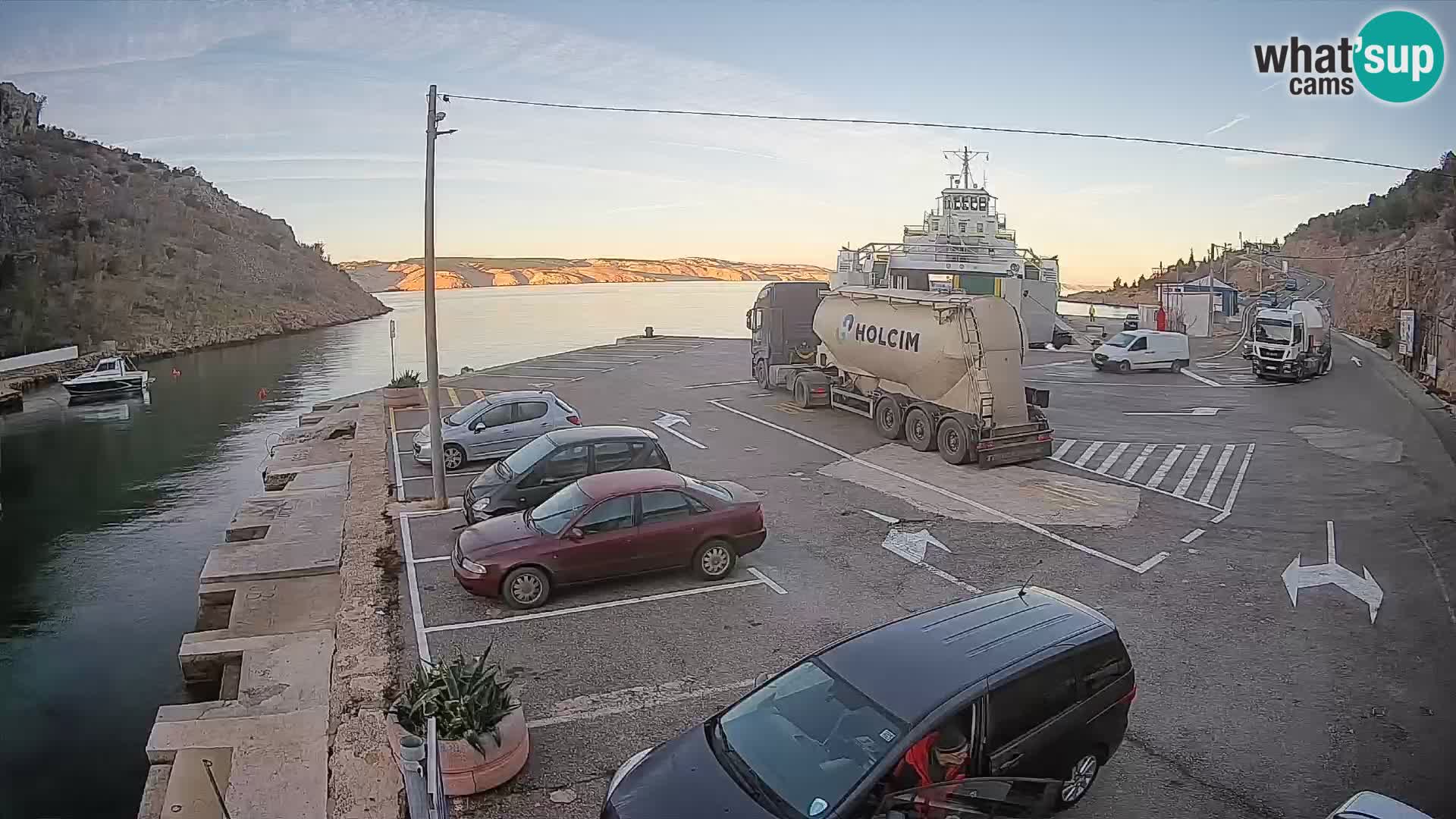 Webcam porto traghetti di Prizna – per l’isola di Pag