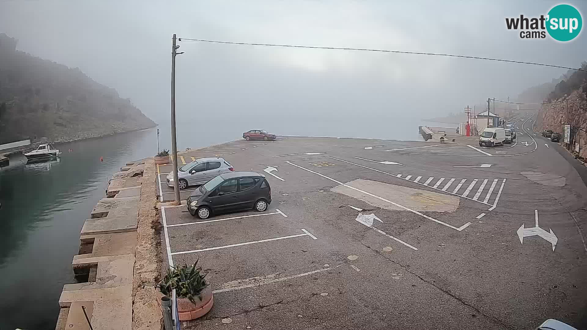 Webcam Prizna ferry port to Pag island