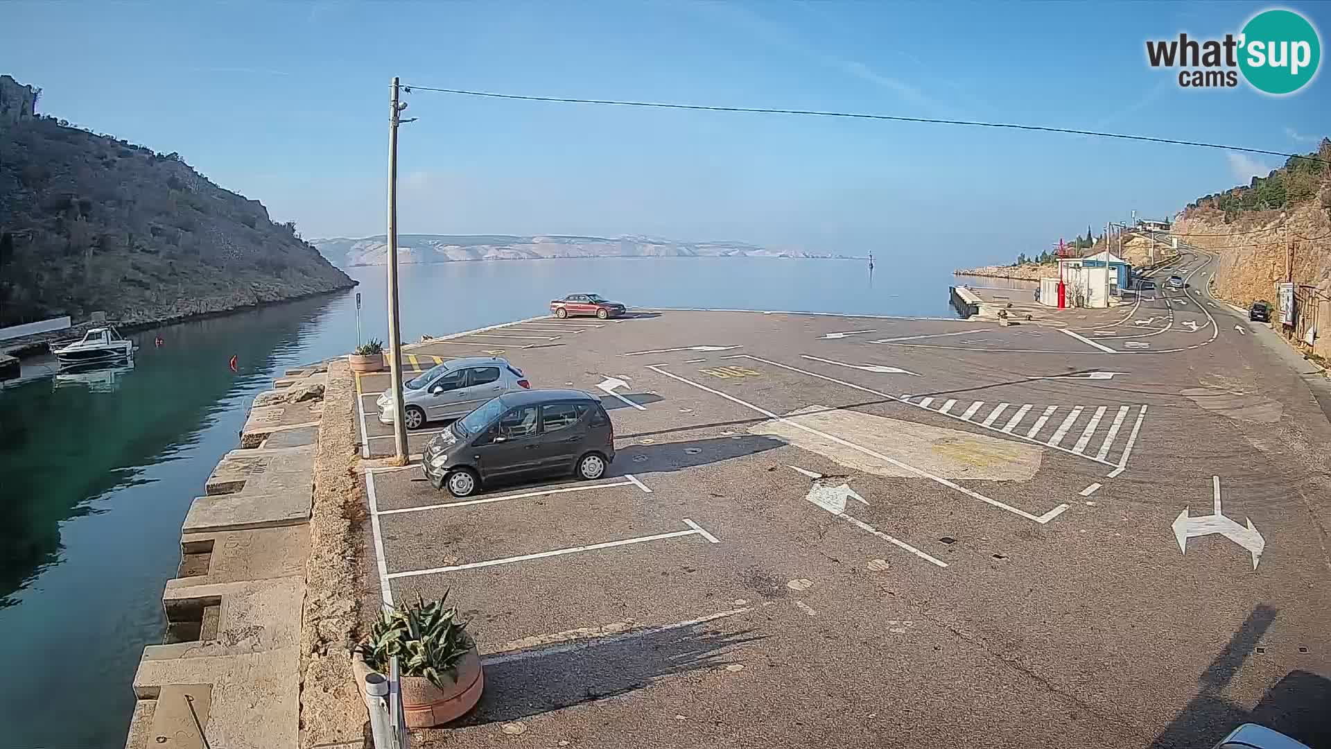 Webcam Prizna ferry port to Pag island