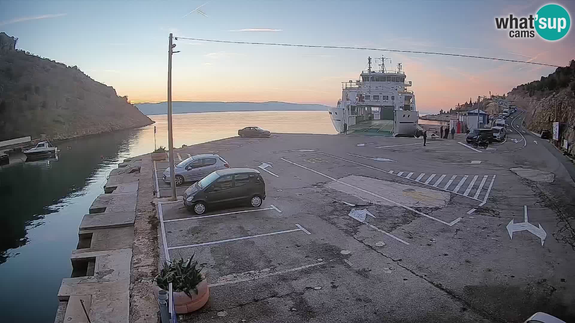 Webcam Fährhafen Prizna – zur Insel Pag
