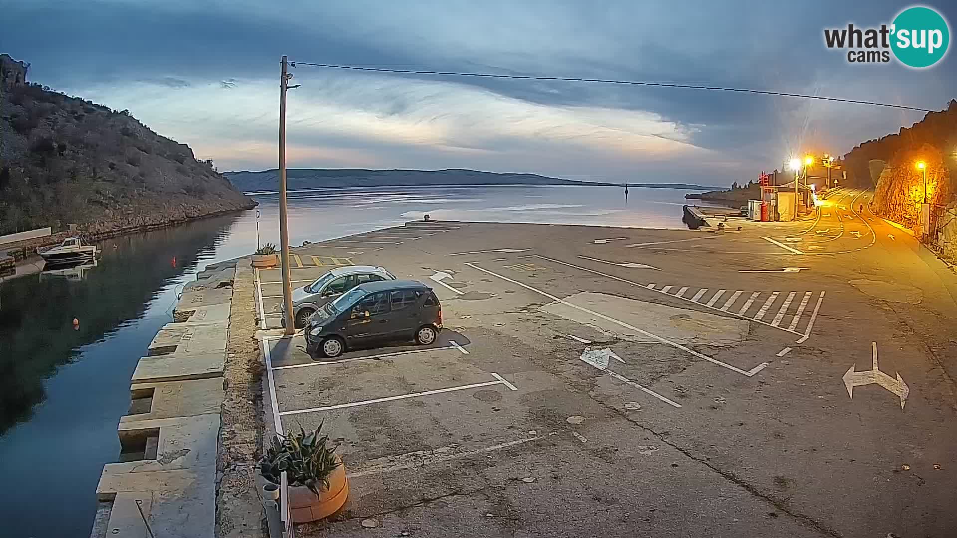 Webcam port de ferry de Prizna – vers l’île de Pag