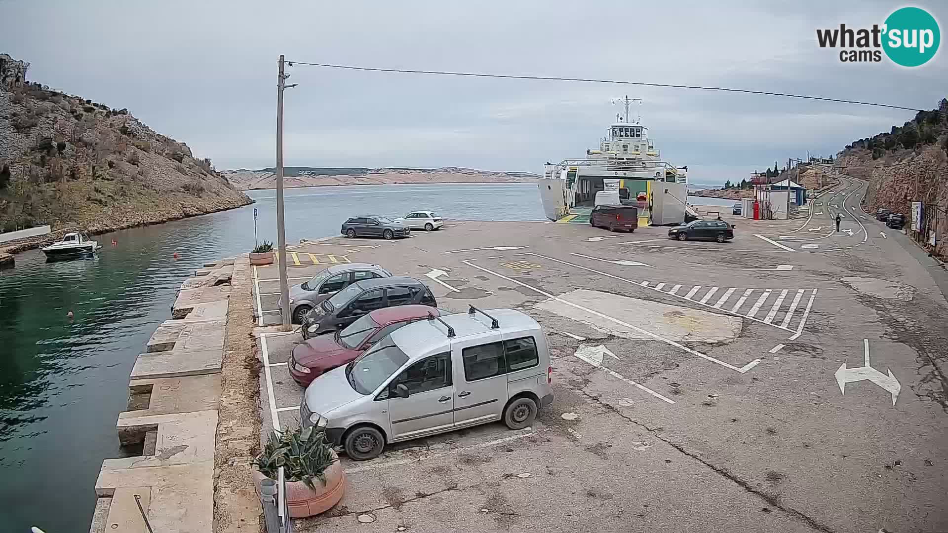 Webcam Prizna ferry port to Pag island