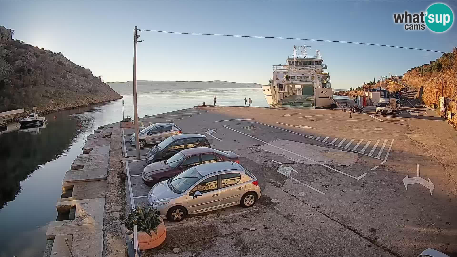 Webcam port de ferry de Prizna – vers l’île de Pag