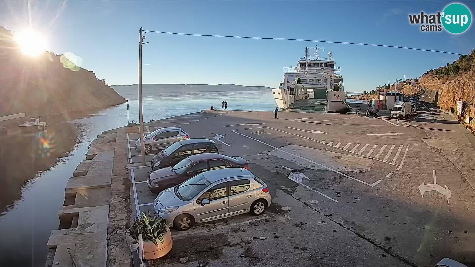 Webcam Prizna ferry port to Pag island