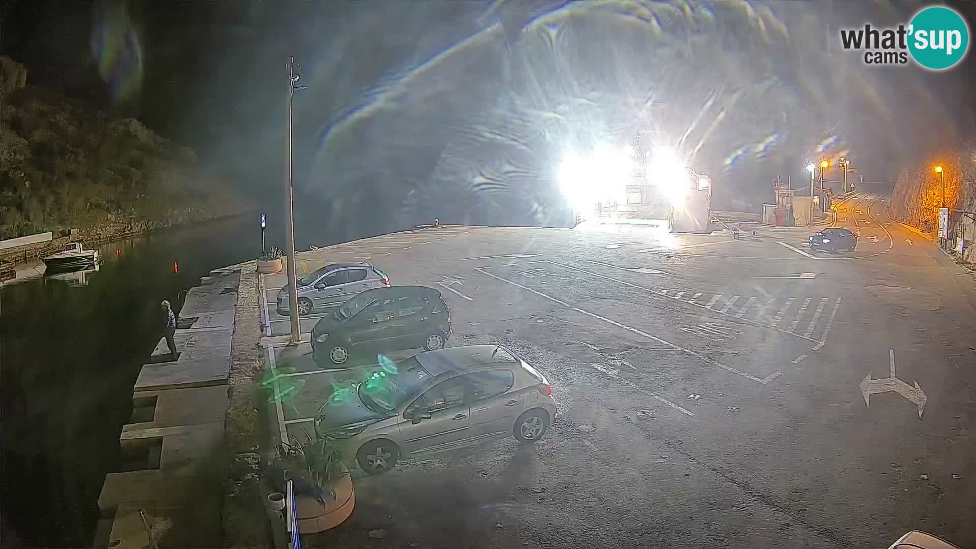 Webcam port de ferry de Prizna – vers l’île de Pag