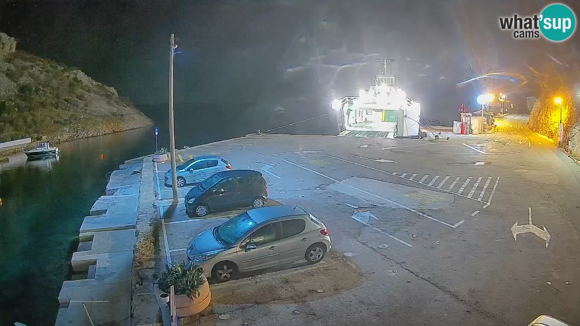 Webcam Prizna ferry port to Pag island