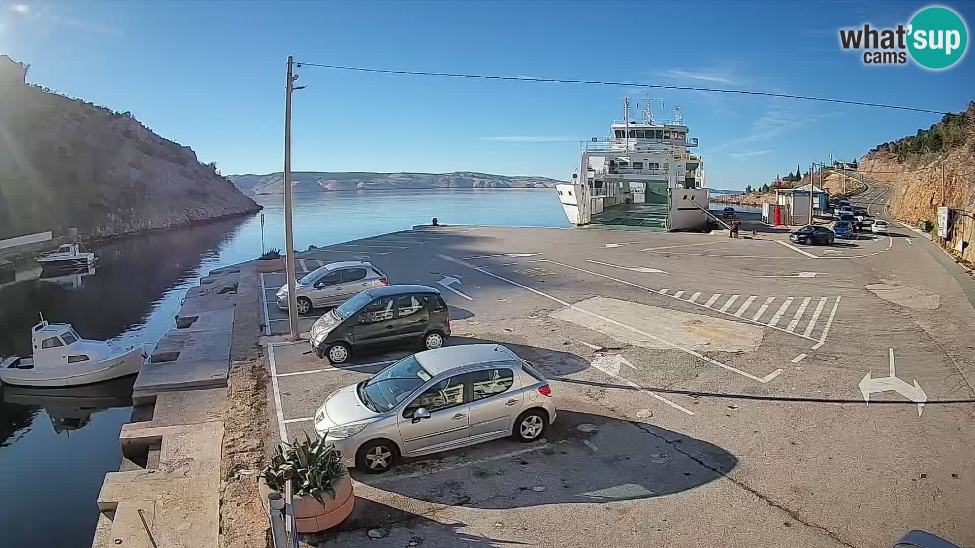 Webcam port de ferry de Prizna – vers l’île de Pag
