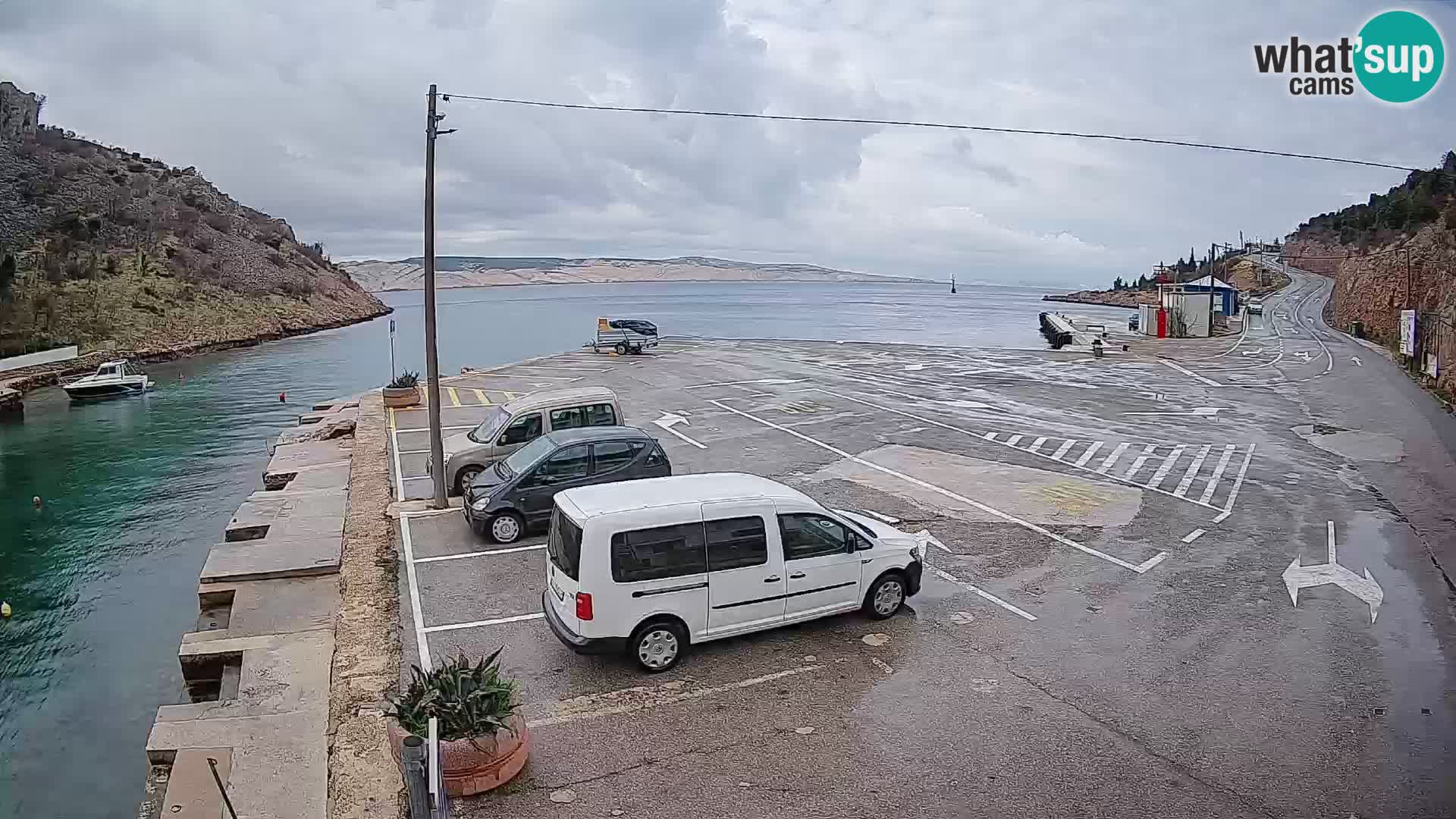 Webcam Prizna ferry port to Pag island