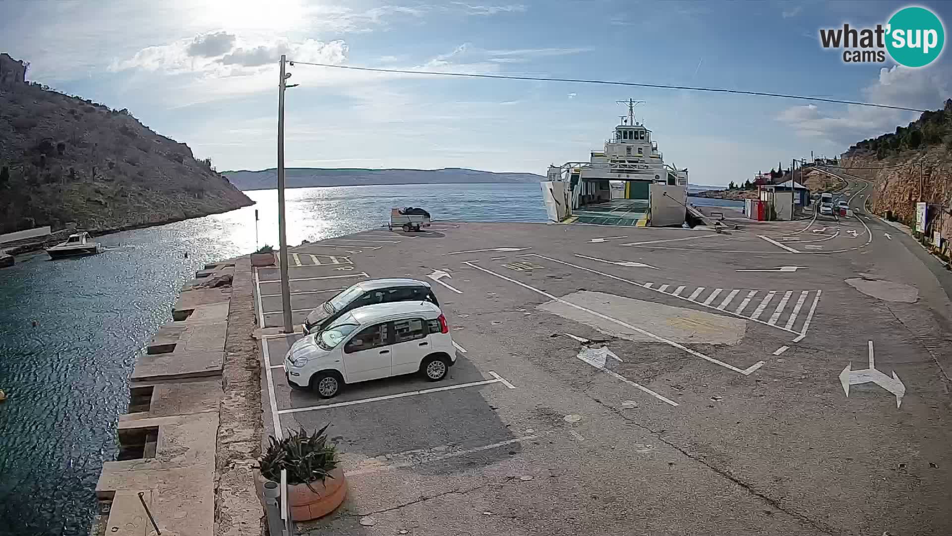 Webcam Prizna ferry port to Pag island