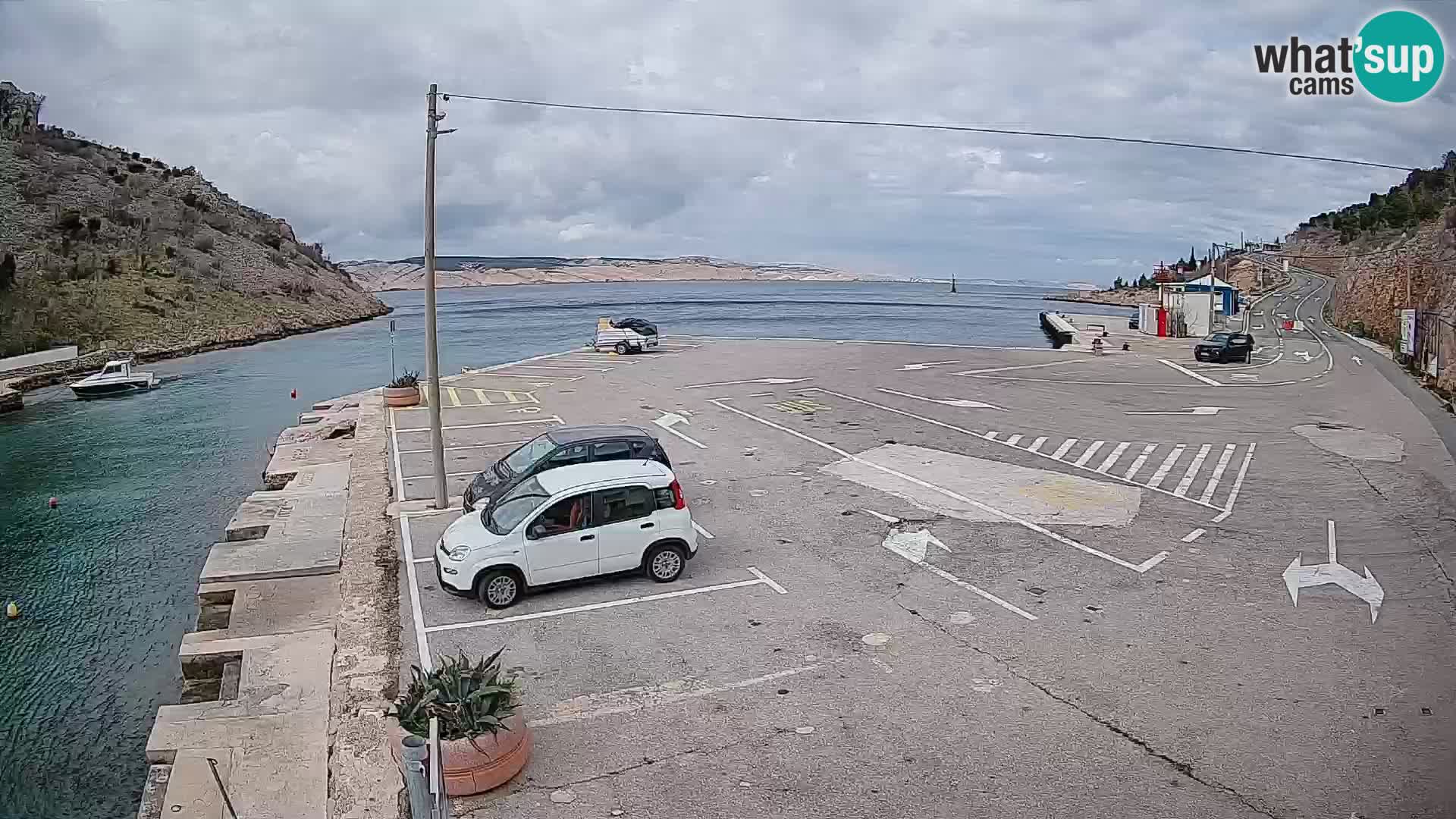 Webcam Prizna ferry port to Pag island