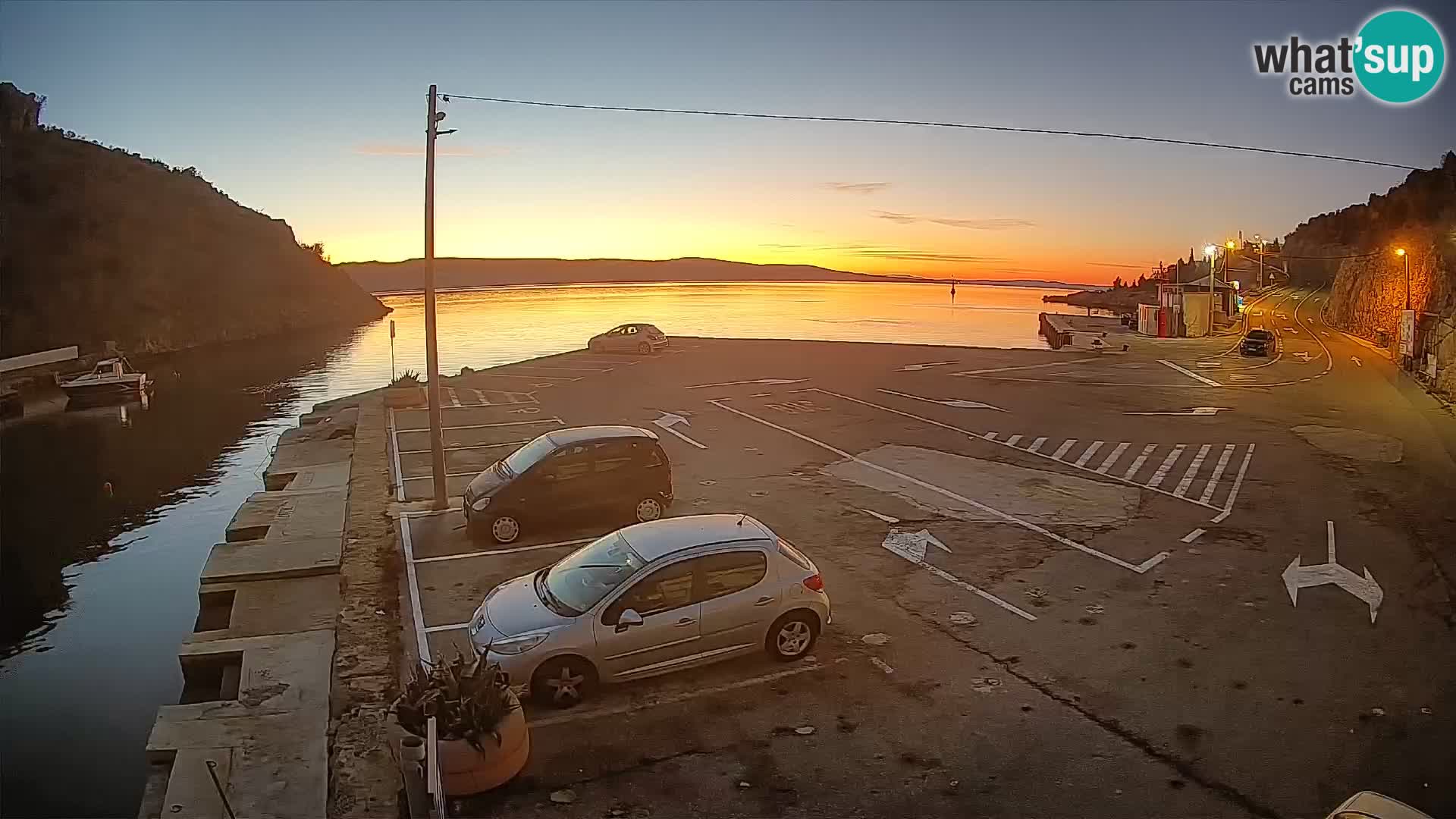 Webcam Prizna ferry port to Pag island