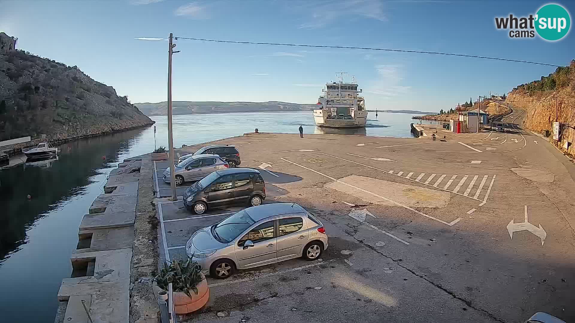 Webcam Prizna ferry port to Pag island